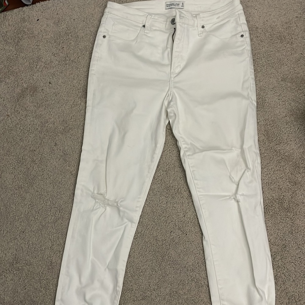 White Skinny Jeans With Rips - Picture 4 of 6